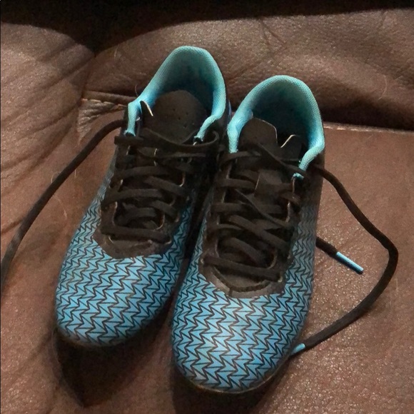 Under Armour Other - Under Armer boys soccer shoes